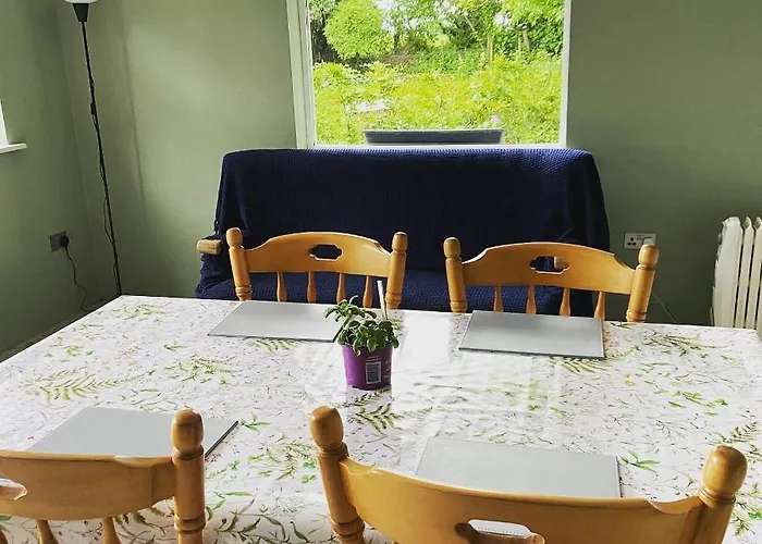 Luxury tent Farmyard Lane Glamping *