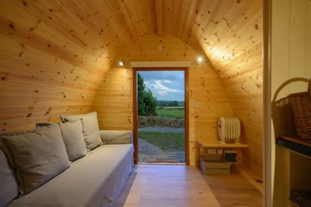 Farmyard Lane Glamping * Килларни